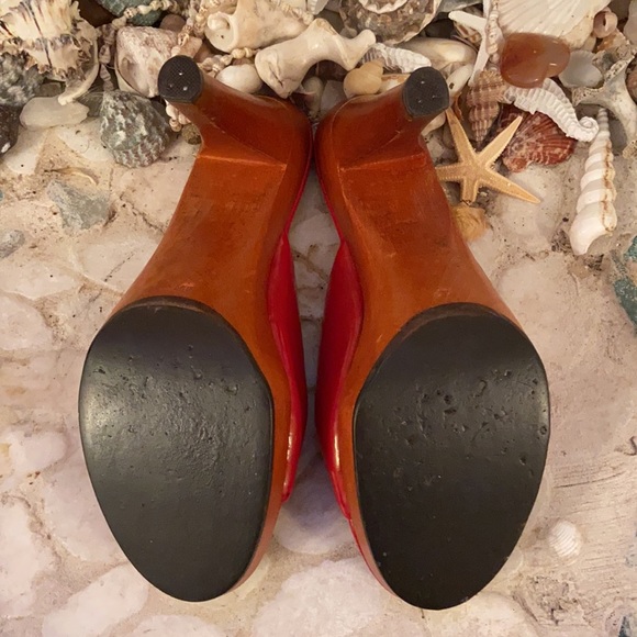 Miu Miu Red Wood Heels with Bag - Picture 2 of 6